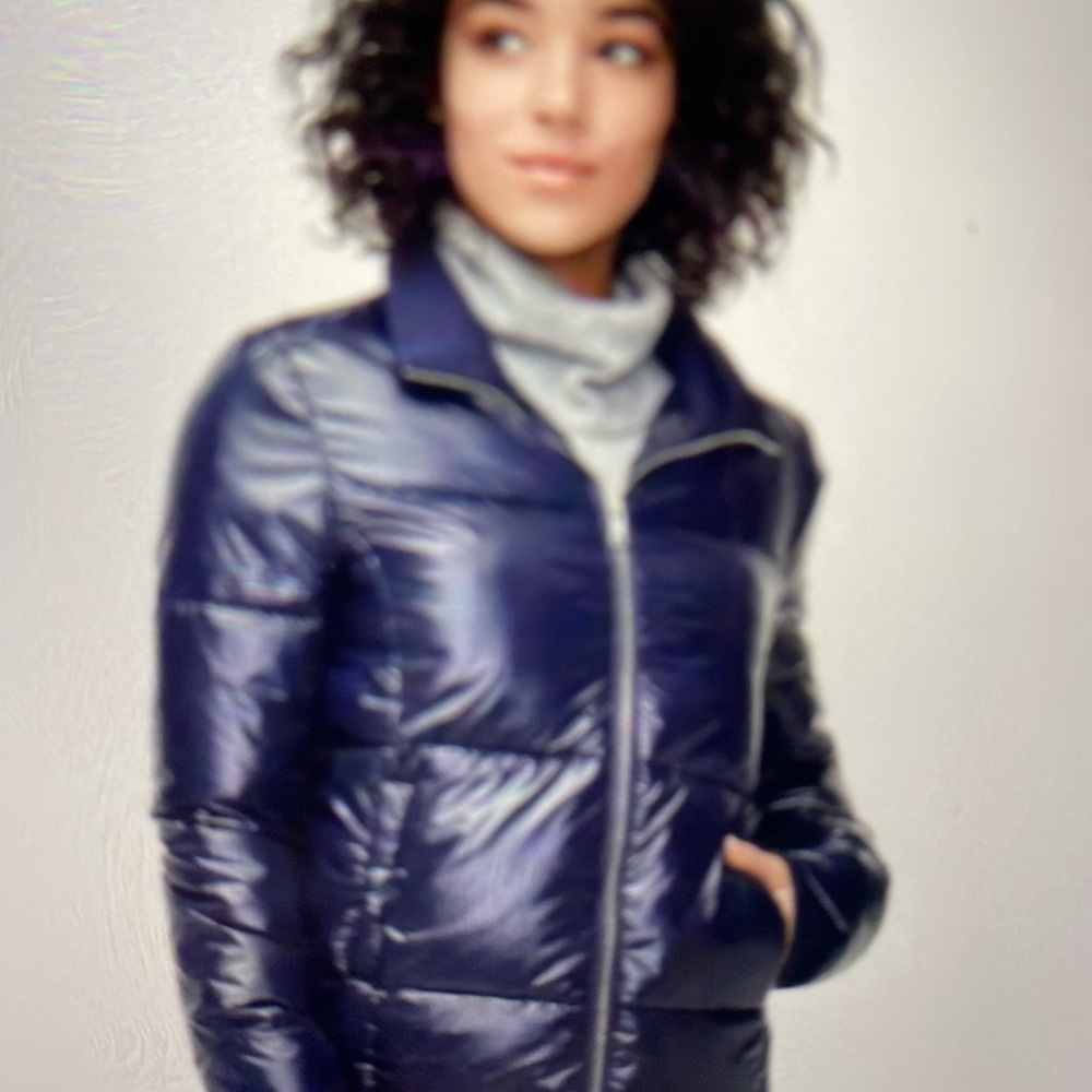 NWT- UGG  Izzie Puffer coat
